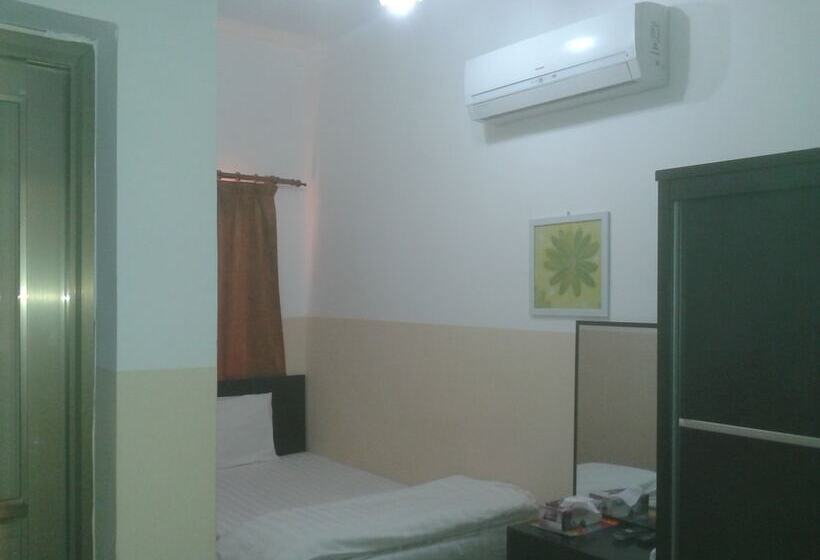 Al Basateen Hotel Apartment