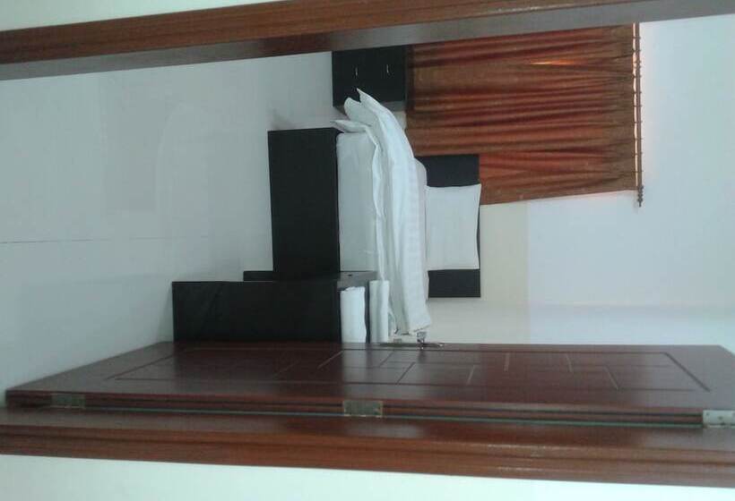 Al Basateen Hotel Apartment