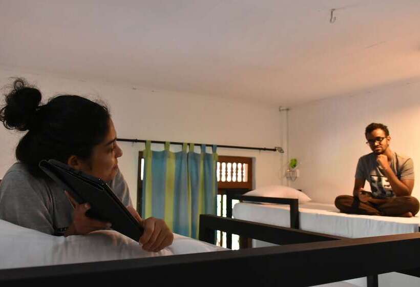 فندق صغير Funky Leopard Safari Lodge Bordering Yala National Park