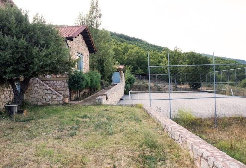 Ariadne Eco Retreat
