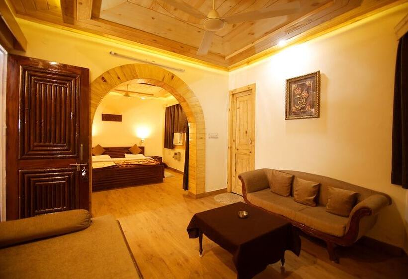 Ashokas Tiger Trail Resort