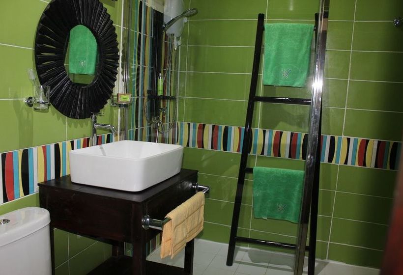 Bed and Breakfast Kalaka Homestay Auberge