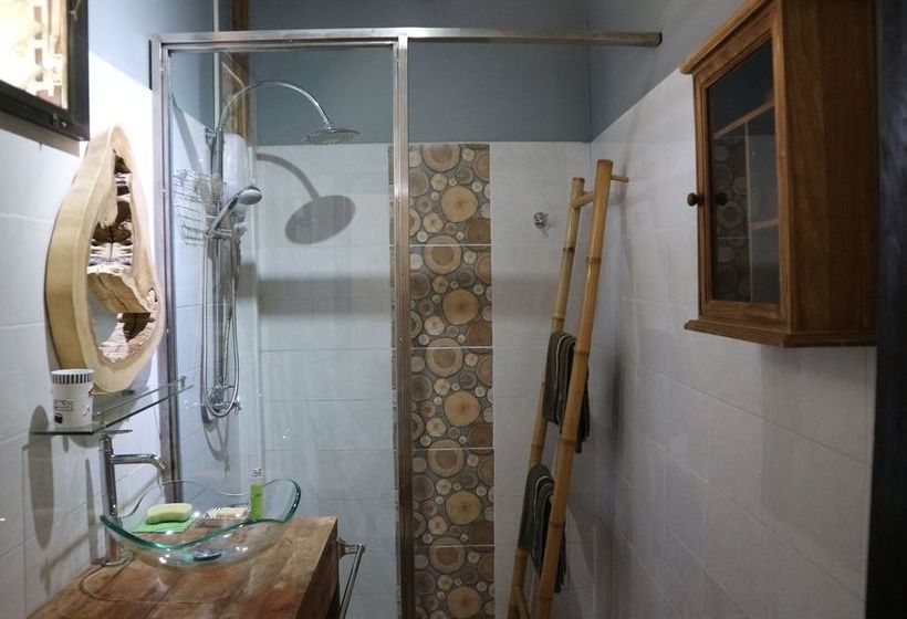 Bed and Breakfast Kalaka Homestay Auberge