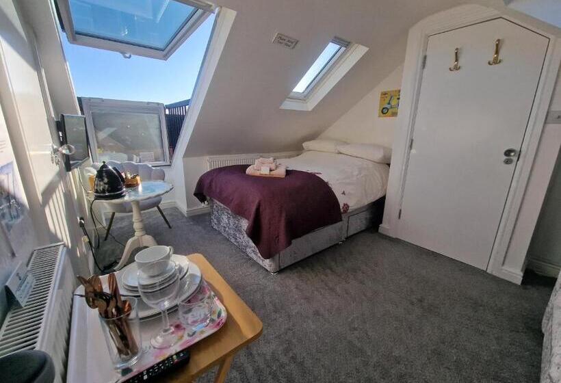 مبيت وإفطار Redwing Rise