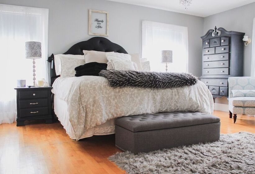 مبيت وإفطار Taylor Edes Inn