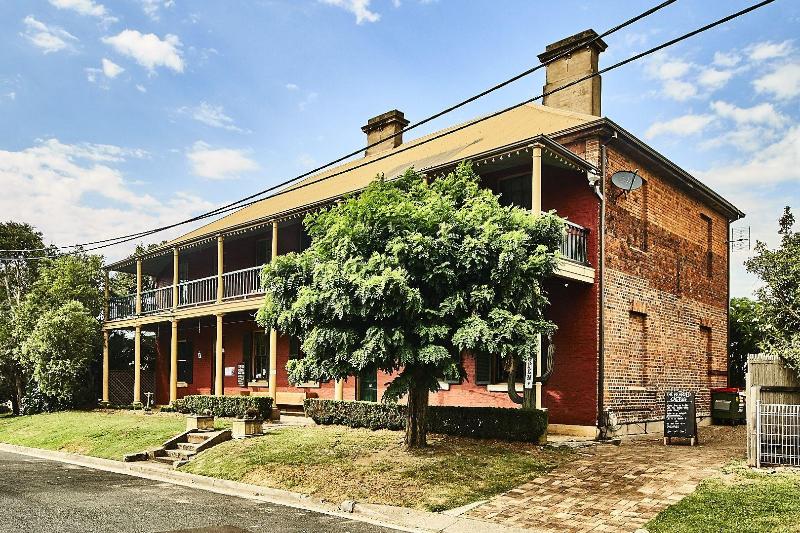 مبيت وإفطار The Old Victoria