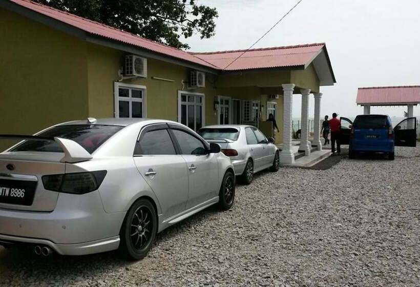 D Pantai Homestay Kuala Sg. Baru