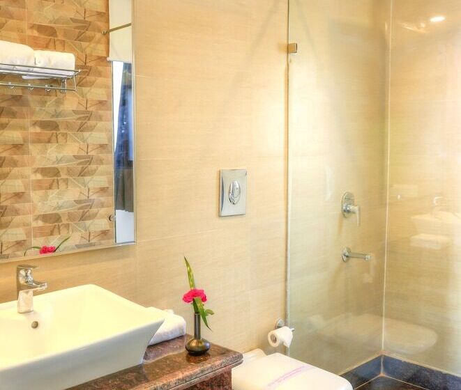 Gajraj Trails Resort