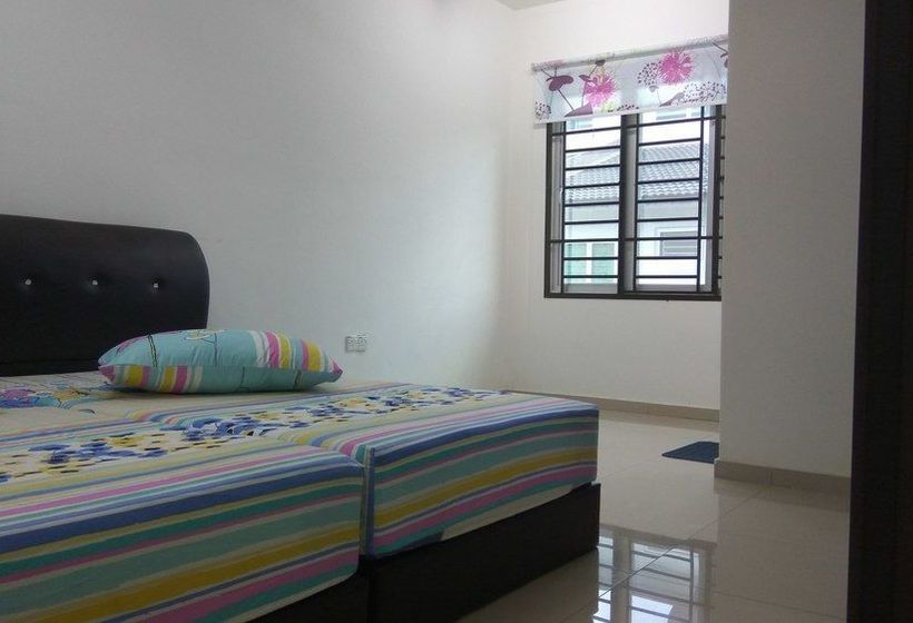 Impianacasa Kluang Homestay