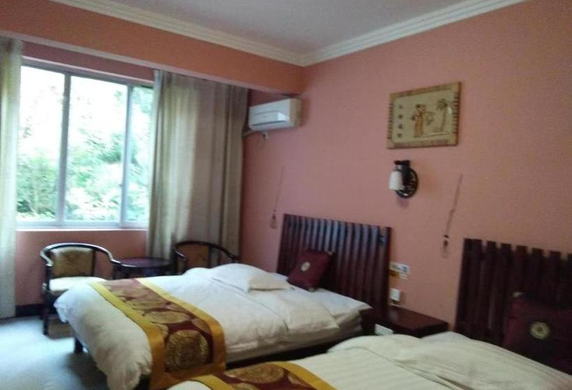 Хостел Shan Ju Ge Hotel Yangshuo