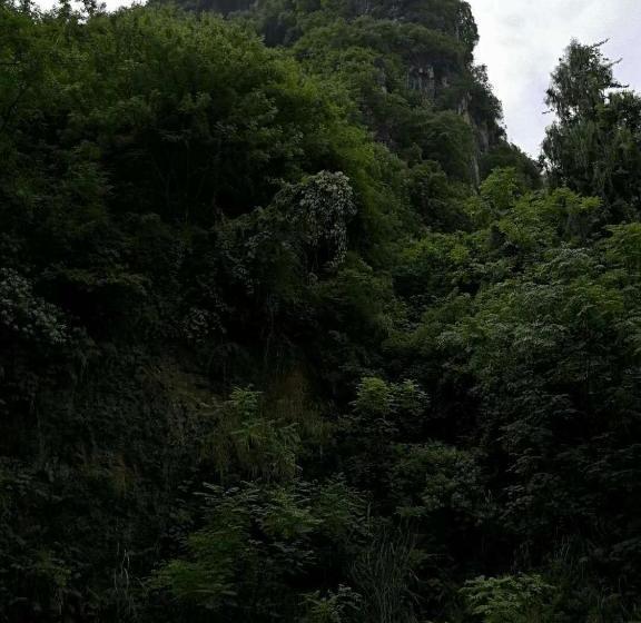 Хостел Shan Ju Ge Hotel Yangshuo