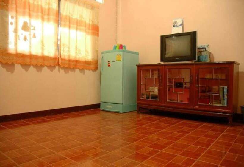 فندق Baansukruthai