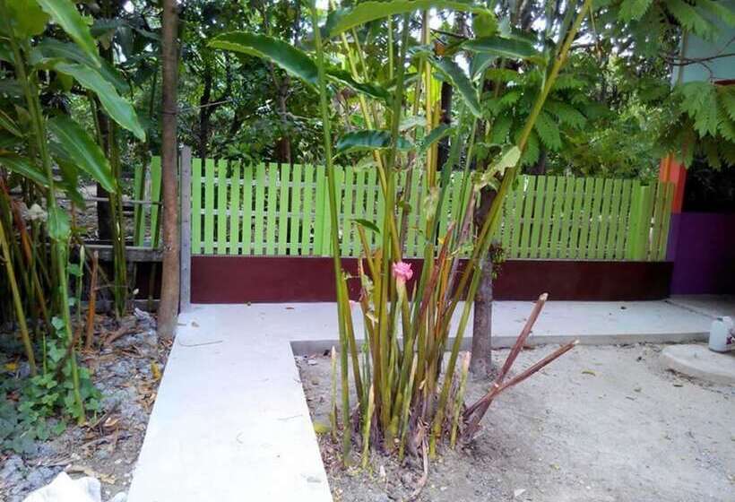 فندق Baansukruthai