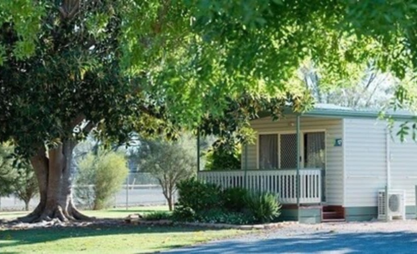 בית מלון כפרי Berri Riverside Holiday Park