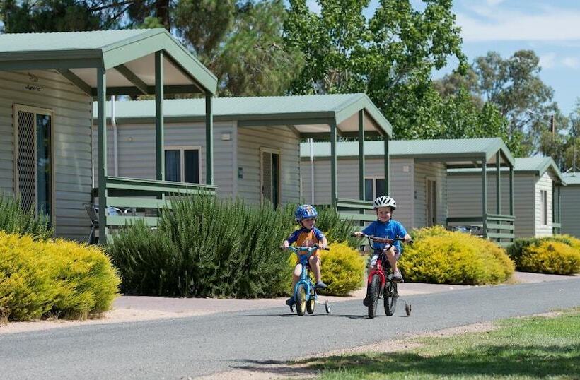 בית מלון כפרי Berri Riverside Holiday Park