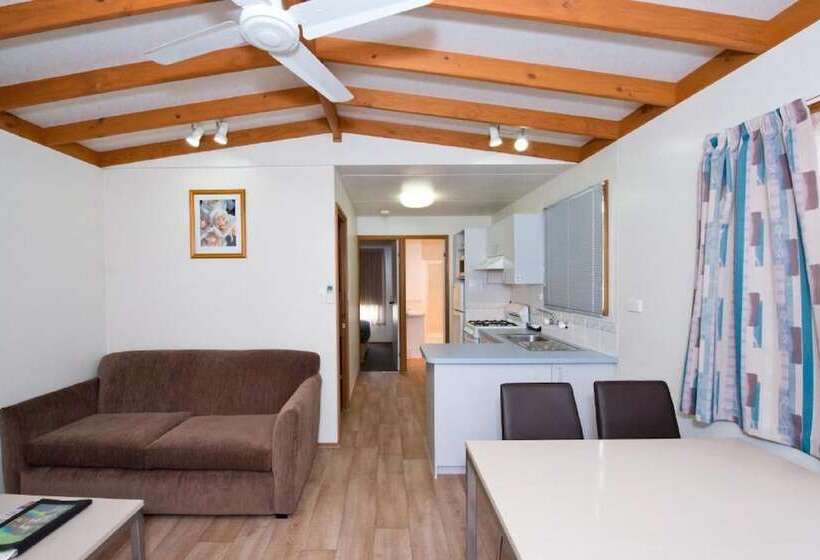 בית מלון כפרי Berri Riverside Holiday Park