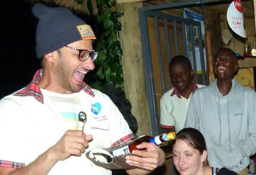 هتل Bunyonyi View Resort