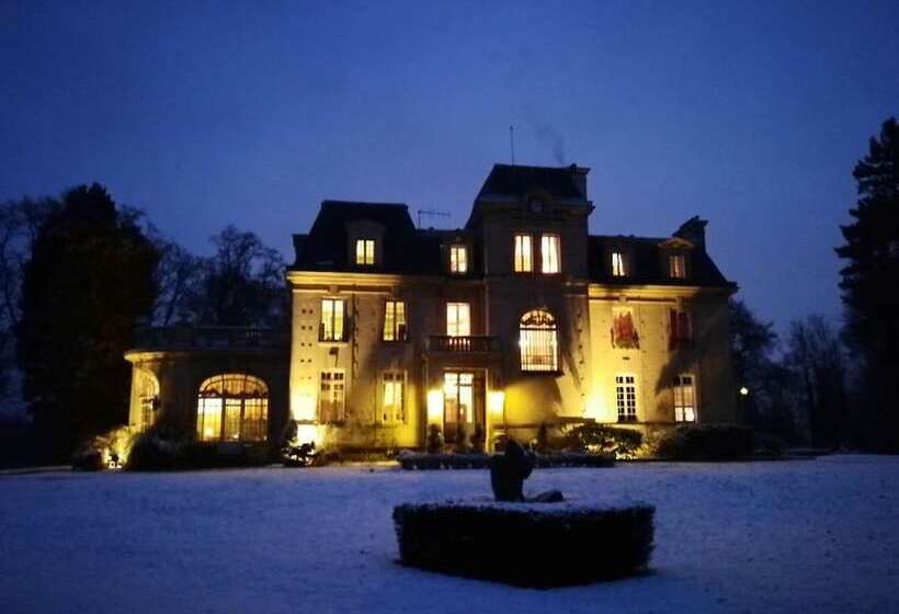 בית מלון כפרי Château Des Forgets