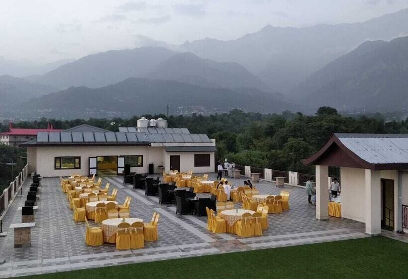 فندق D'polo Club & Spa Resort