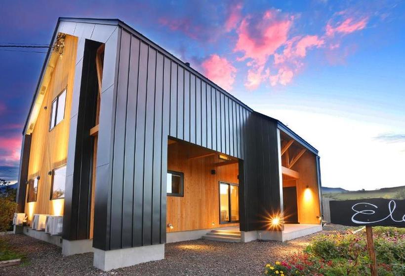 בית מלון כפרי Element