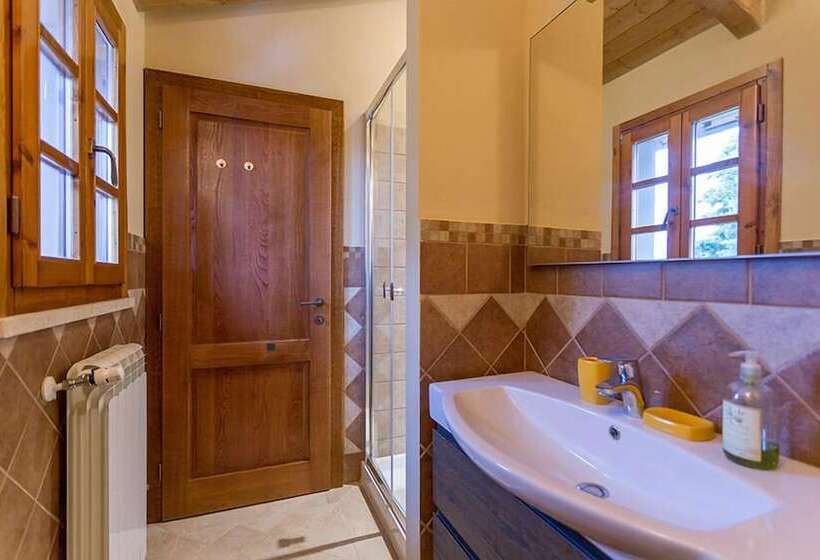 فندق Fattoria Fibbiano