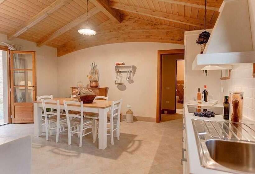 فندق Fattoria Fibbiano