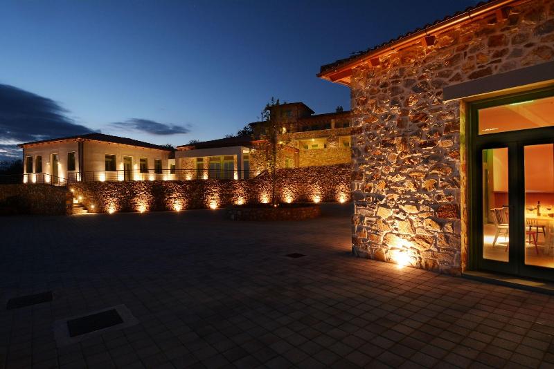 Отель Foresta In Medias Mores