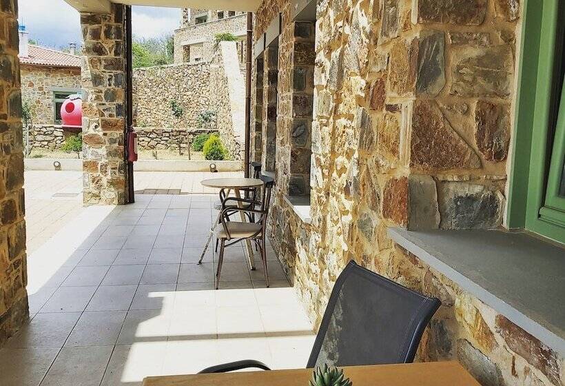 Отель Foresta In Medias Mores