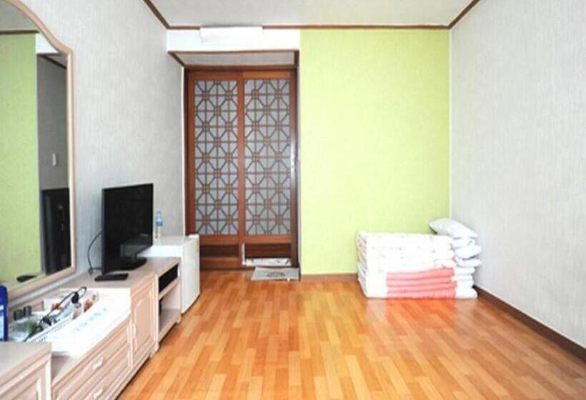 호텔 Goodstay Jirisan Little Prince Pension