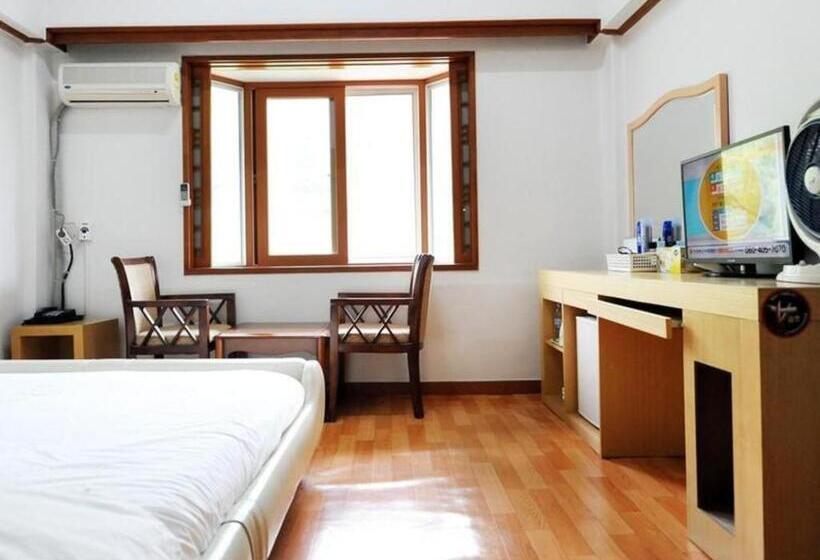 호텔 Goodstay Jirisan Little Prince Pension