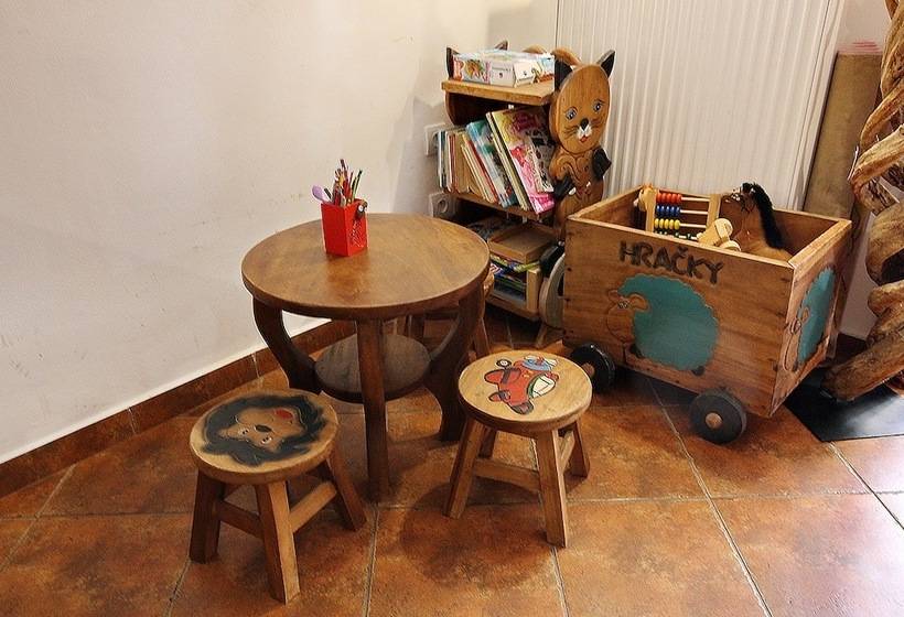 בית מלון כפרי House Of Roses