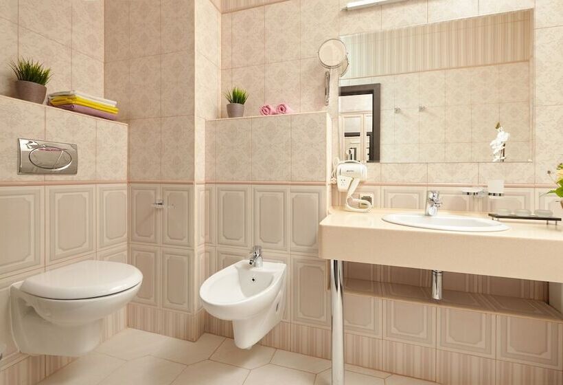 ホテル Kapitolinn