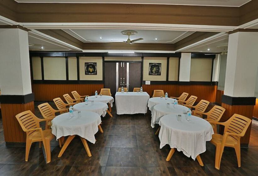 Hotel Kasang Regency Hill Resort