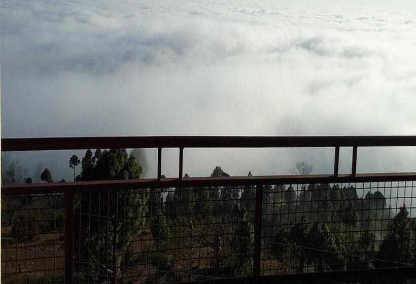 Hotel Kasang Regency Hill Resort