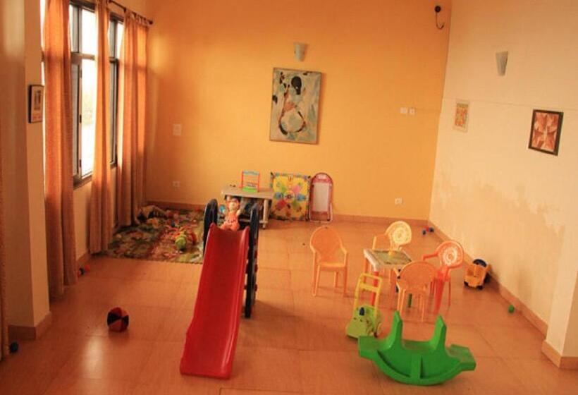 Hotel Kasang Regency Hill Resort