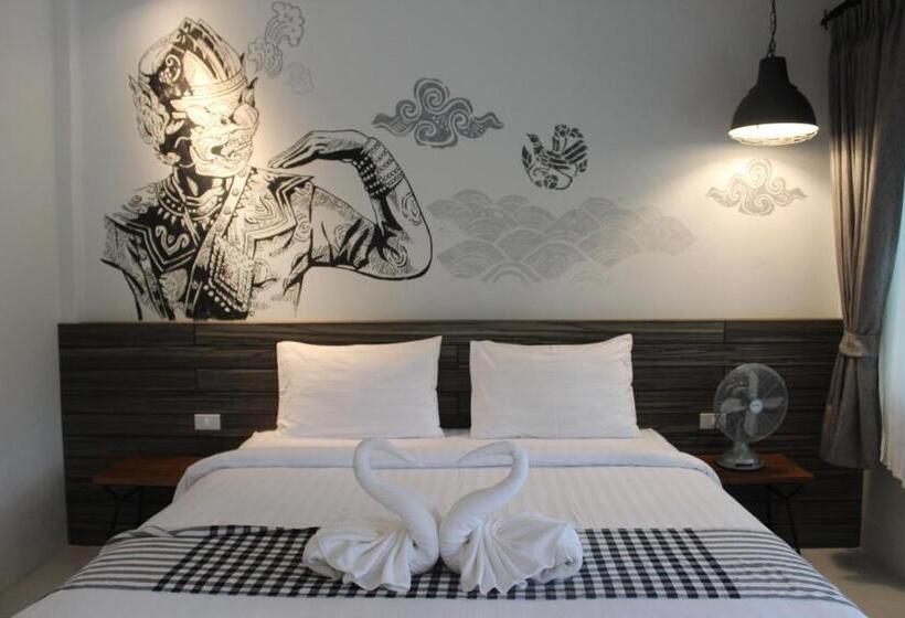 فندق Koh Ngai Paradise Beach