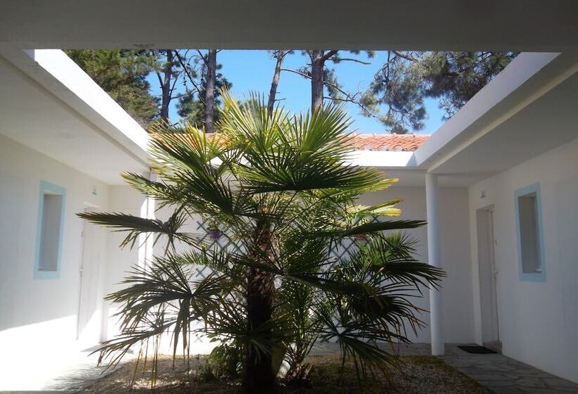 בית מלון כפרי Le Hameau De L'océan