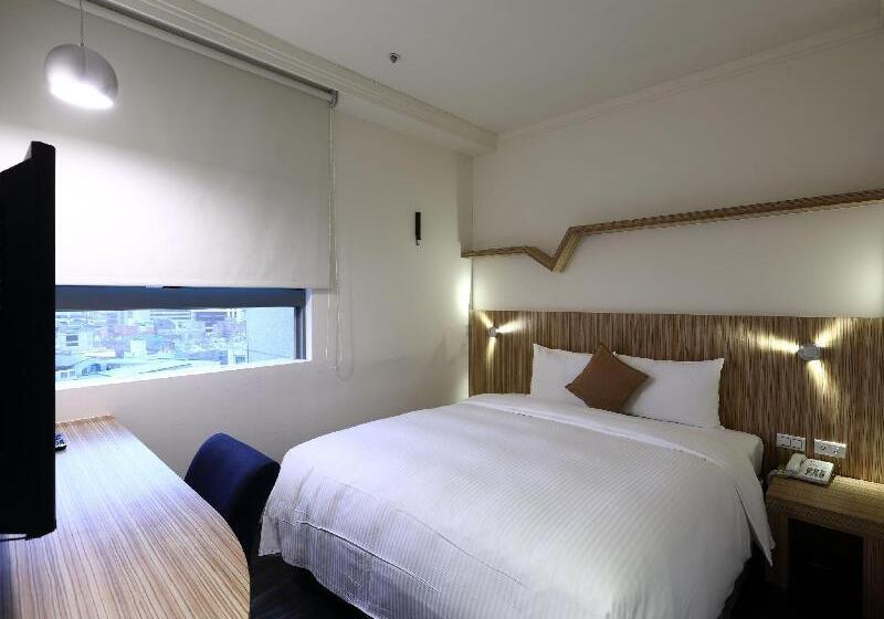 Merryday Hotel Banqiao Branch