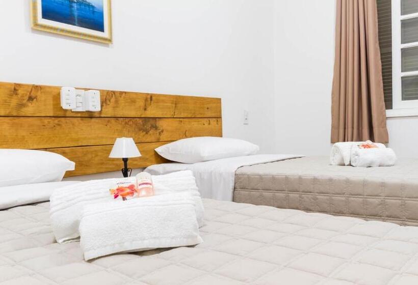 酒店 Sagrados Corações