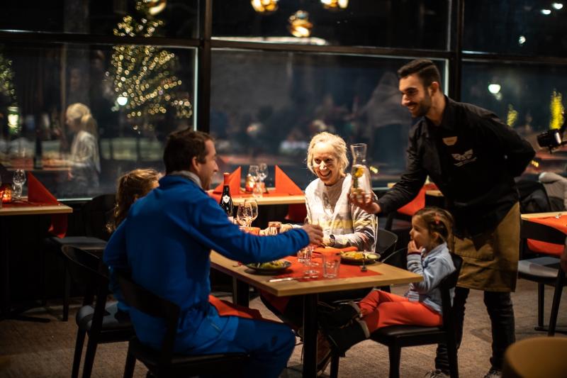 Отель Northern Lights Village Pyhä