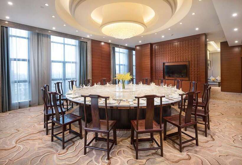 בית מלון כפרי Ramada Plaza Yueyang Linxiang