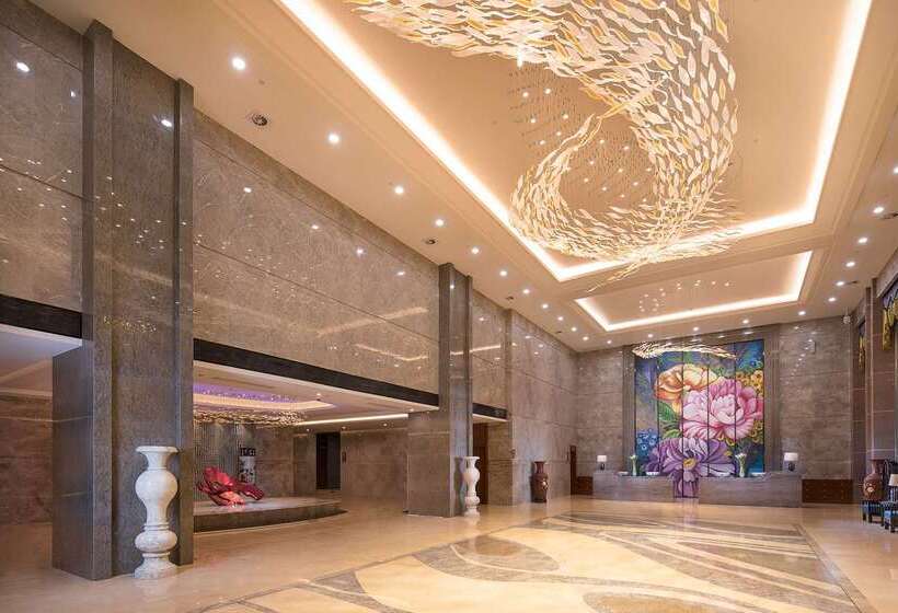 호텔 Ramada Plaza Yueyang Linxiang