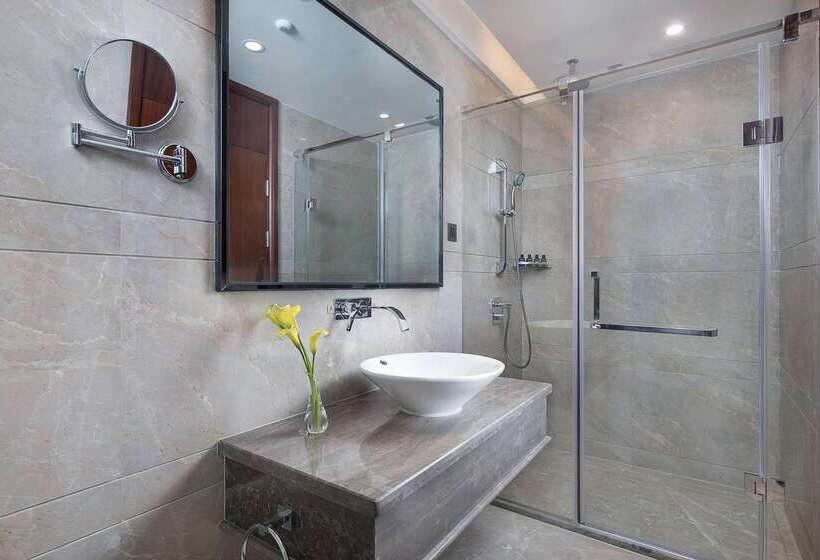 호텔 Ramada Plaza Yueyang Linxiang