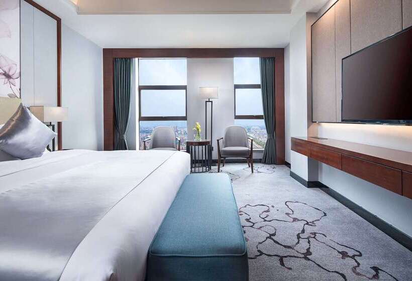 호텔 Ramada Plaza Yueyang Linxiang