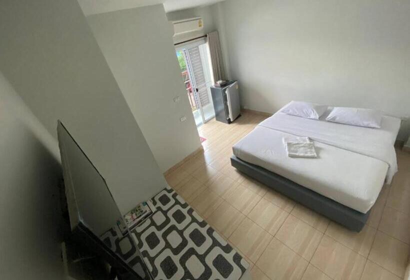 فندق R.m. Mansion Surin