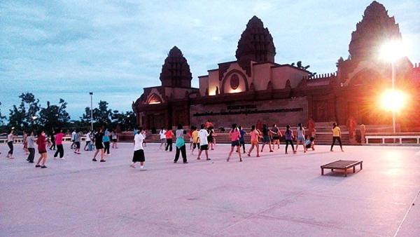 فندق R.m. Mansion Surin