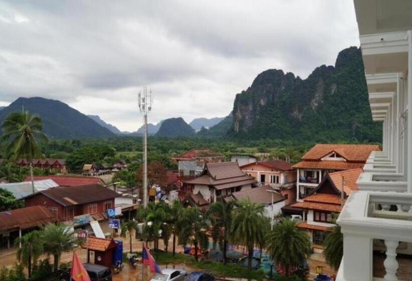 Отель Roung Nakhone Vang Vieng