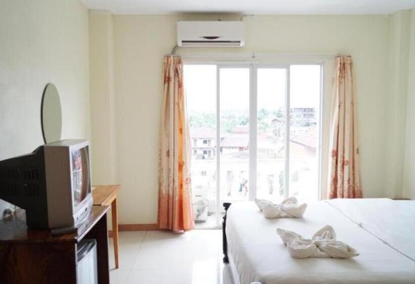 Отель Roung Nakhone Vang Vieng