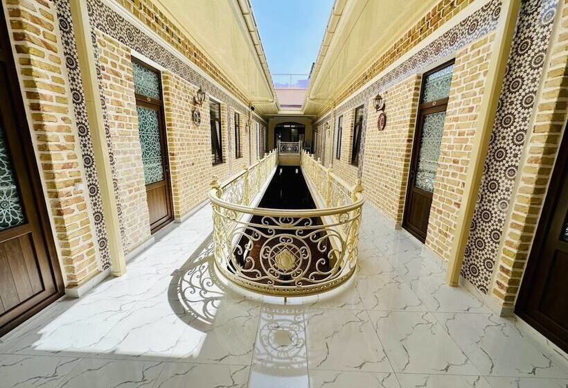 فندق Samarkand Travel