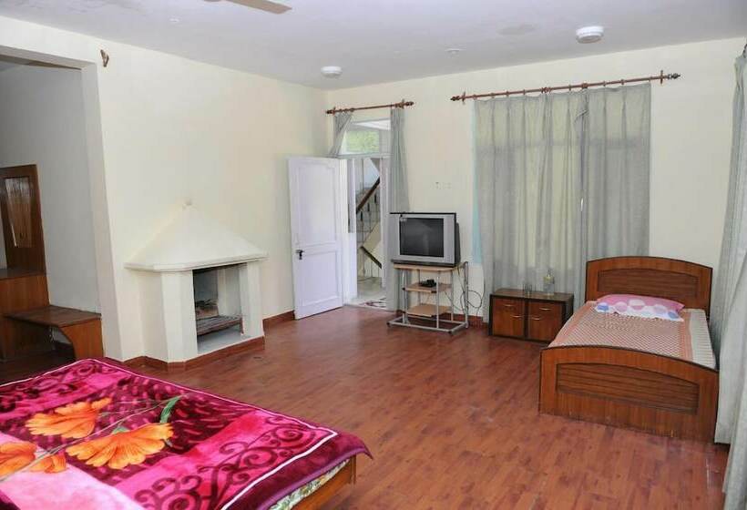 酒店 Shilpi Shavala